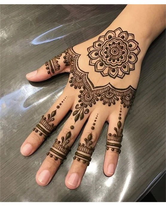 Outline Inspired Elegant Back Hand Mehndi Design Outline Inspired Elegant Back Hand Mehndi Design